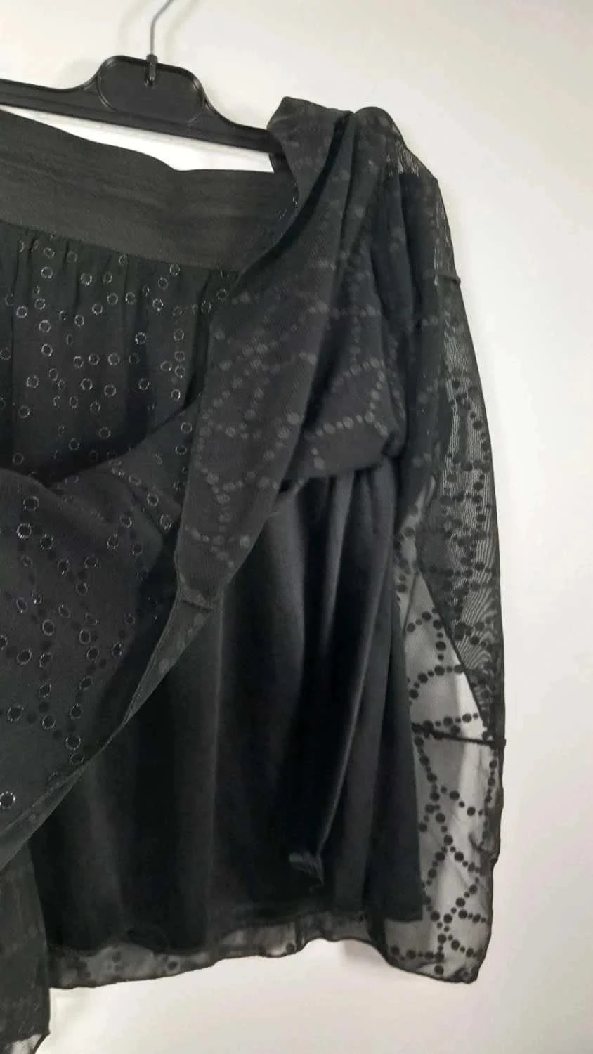 Jupe Noire en Tulle Ligne à suivre - Taille 42 - Coupe Asymétrique à Pointes - Très Bon État – Ligne à Suivre – taille XL / 42 / 14 5