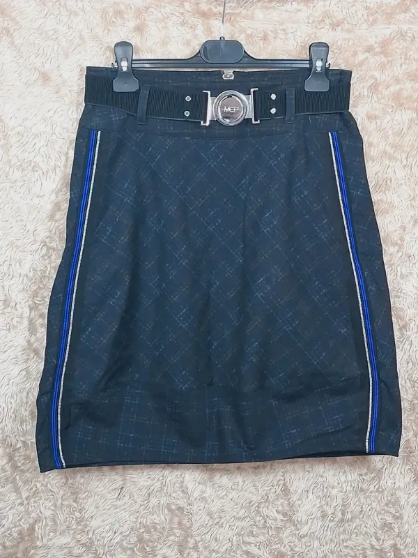 Jupe MC Planet bleu marine à ceinture, taille T.1 – MC Planet – taille 38 7