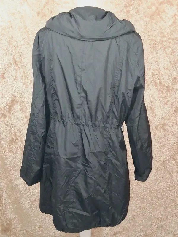Parka noire Canda C&A taille 46 à capuche et taille ajustable – C&A – taille XL 7