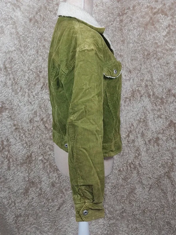 Veste Trafaluc Active velours côtelé kaki taille M doublée écru – Trafaluc – taille M 9