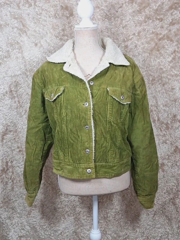 Veste Trafaluc Active velours côtelé kaki taille M doublée écru – Trafaluc – taille M