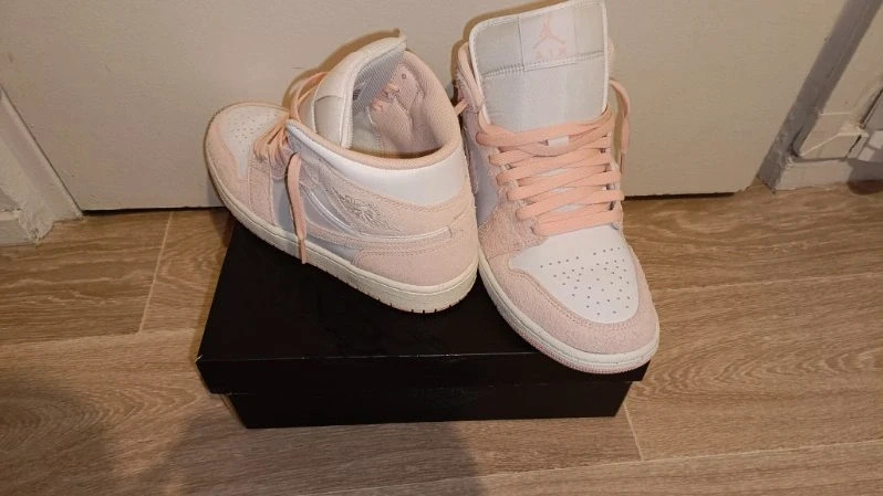 Nike Jordan 1 Mid Se Rose – Nike – taille 42 2