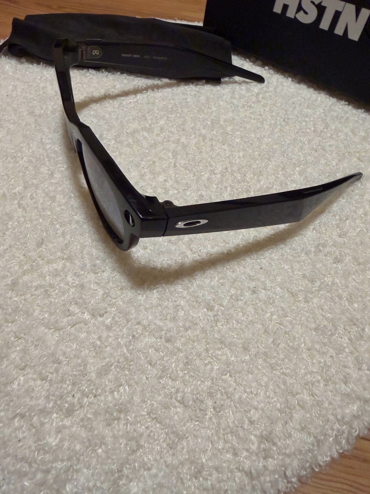 Lunette de soleil connecter avec caméra meta x oakley – Oakley x meta – taille Taille unique 4