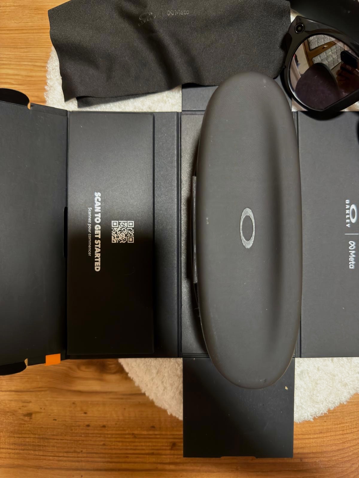 Lunette de soleil connecter avec caméra meta x oakley – Oakley x meta – taille Taille unique 6
