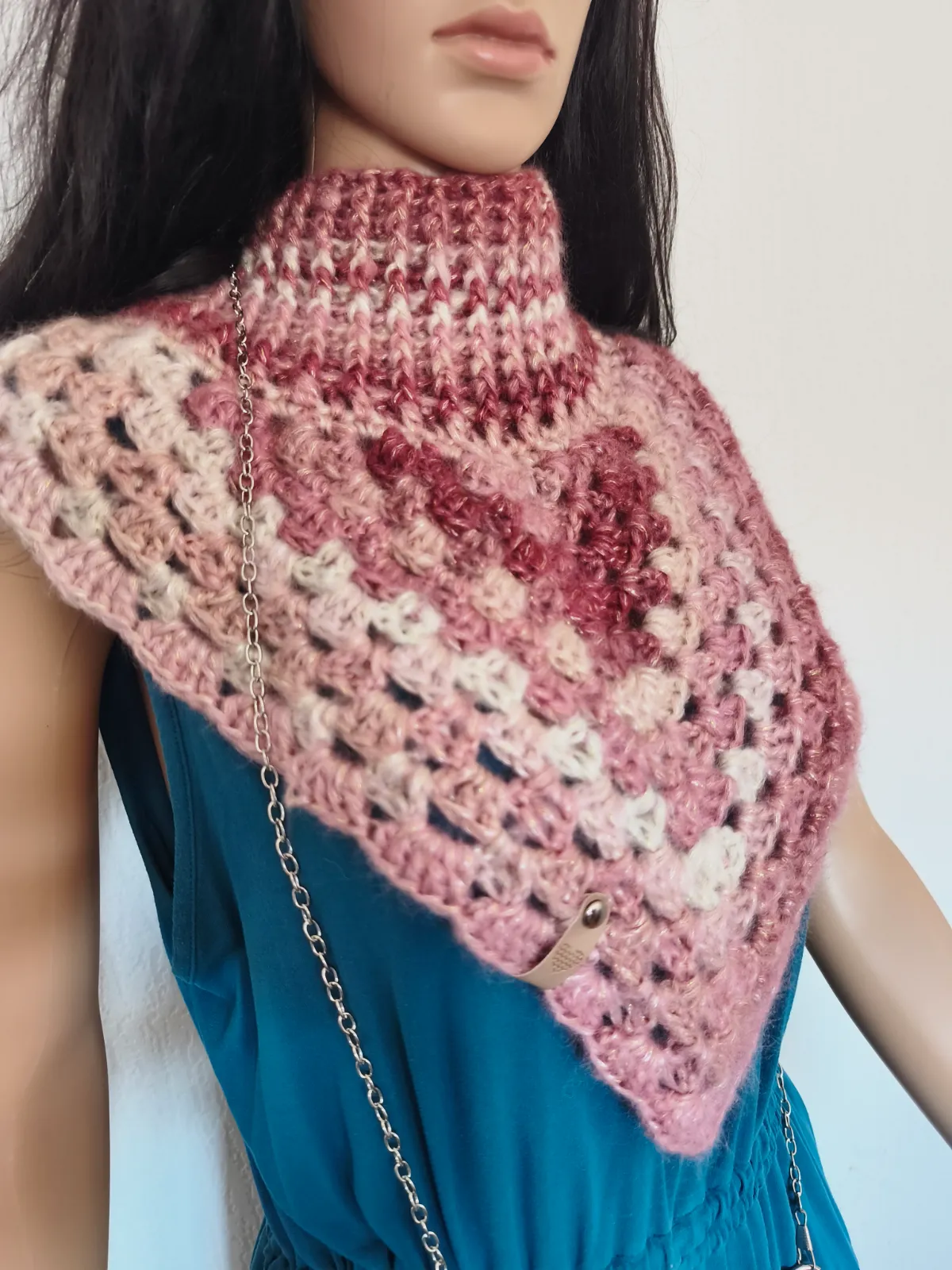 Tour de coup – Fait a la main – taille Taille unique 3