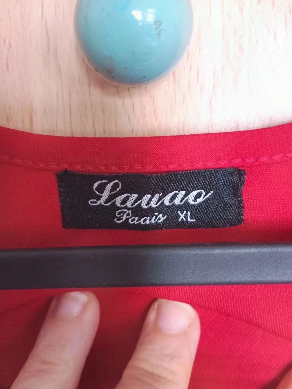 Camiseta roja sin mangas con lentejuelas Lauao Paris Talla XL – Lauao Paris – taille XL / 42 / 14 2