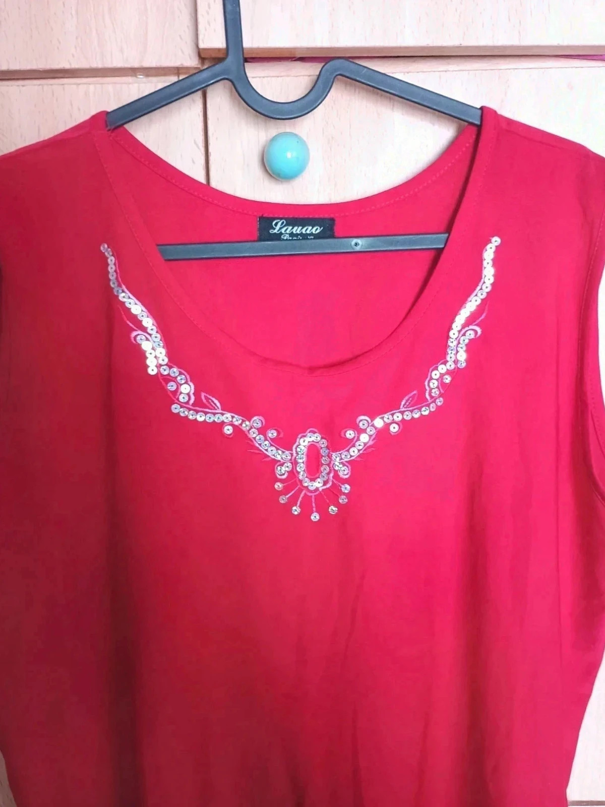 Camiseta roja sin mangas con lentejuelas Lauao Paris Talla XL – Lauao Paris – taille XL / 42 / 14 3