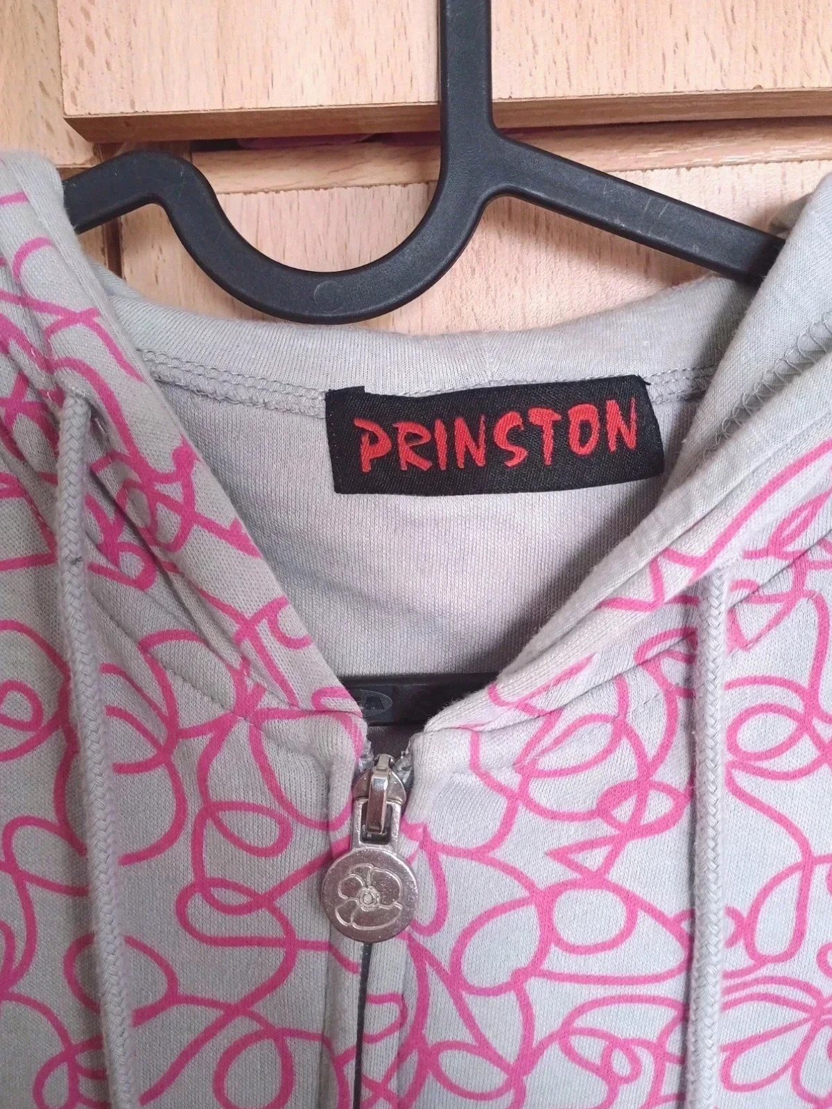 Sudadera gris con capucha y estampado rosa Prinston Talla S – PRINSTON – taille S / 36 / 8 2
