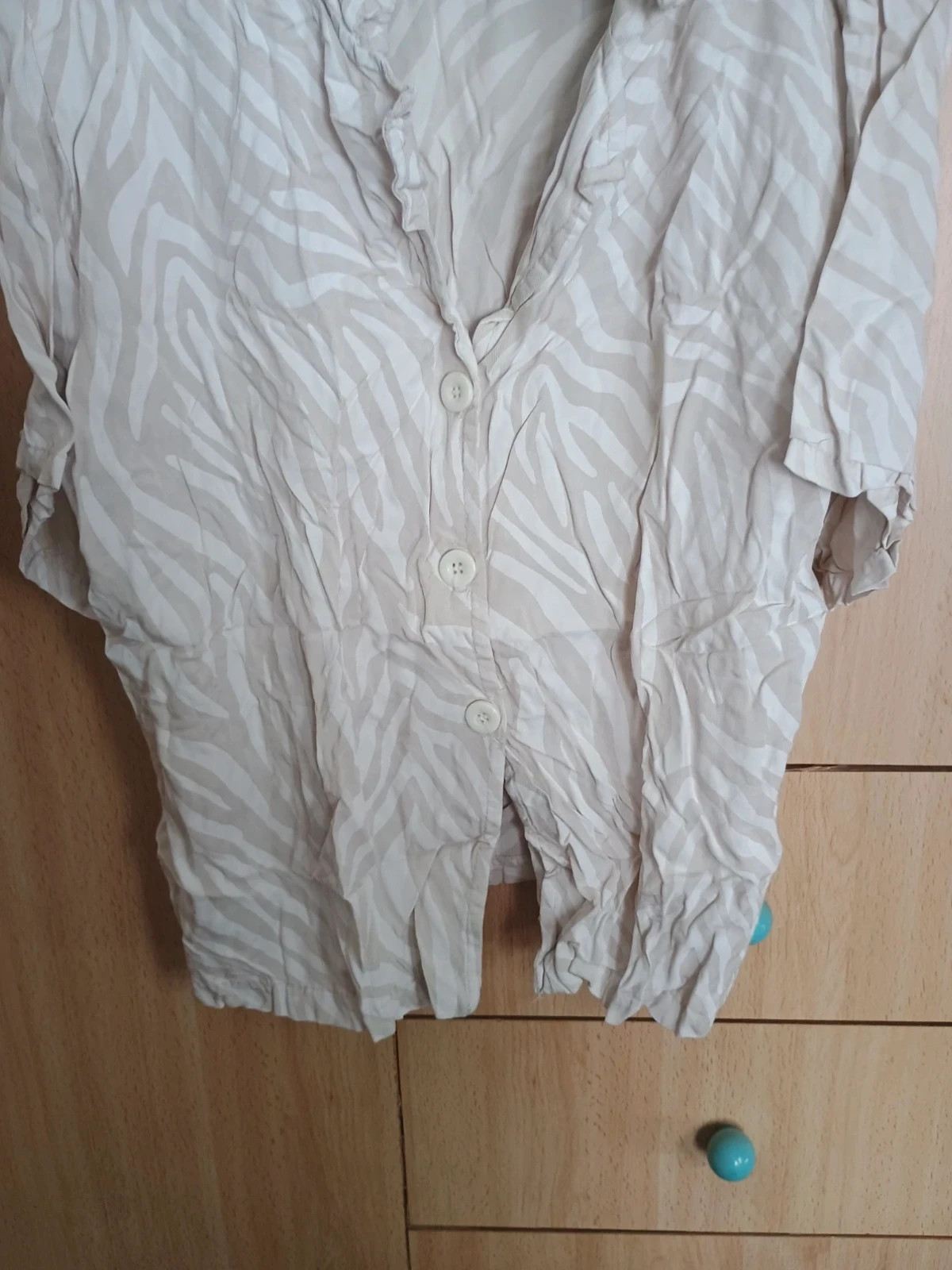 Camisa fluida estampado cebra beige y blanco – New Collection – taille Taille unique 3