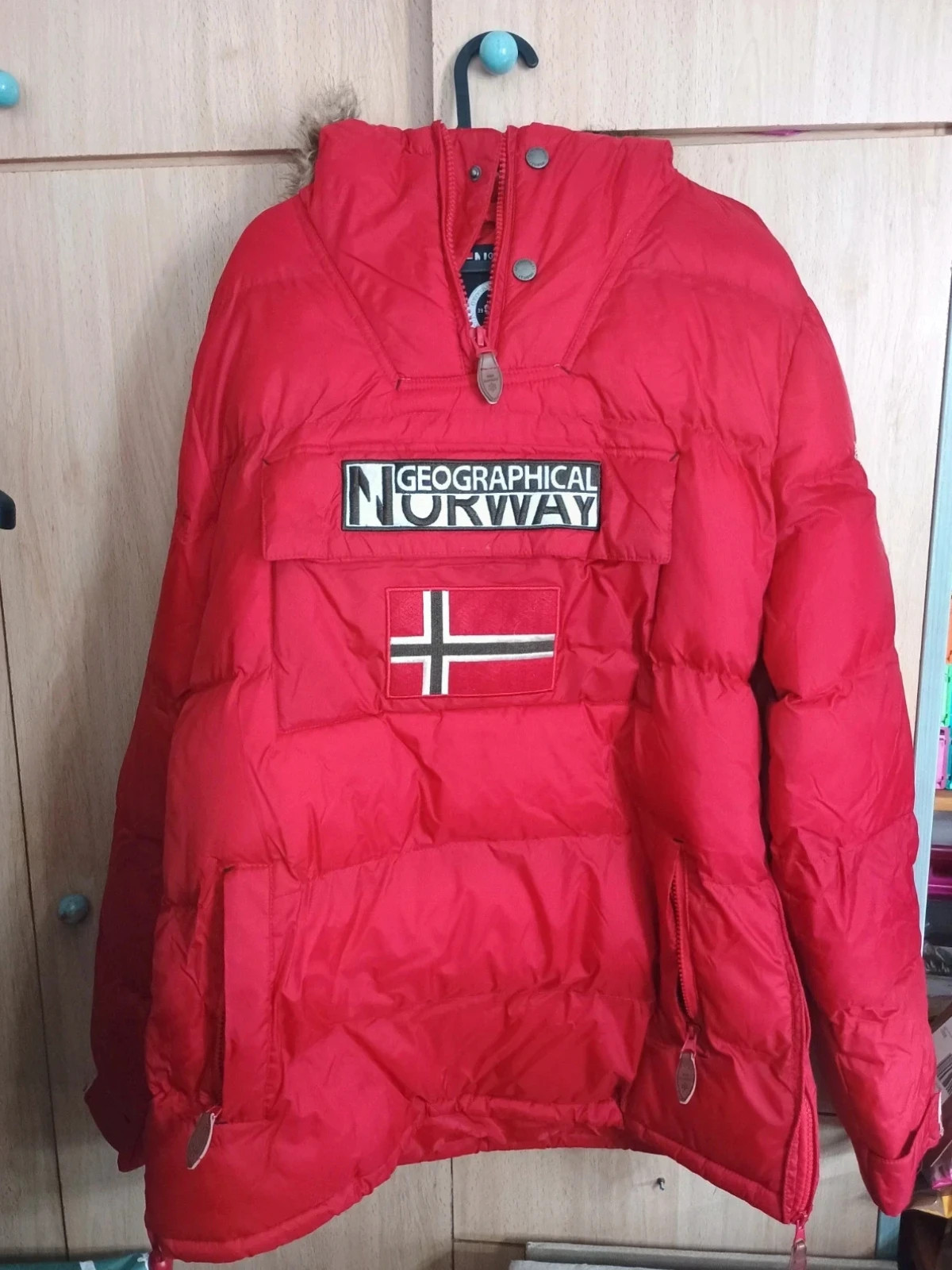 Parka Plumífero Geografica Norway - Modelo Bolide -Rojo Vibrante talla L – Geographical Norway – taille L