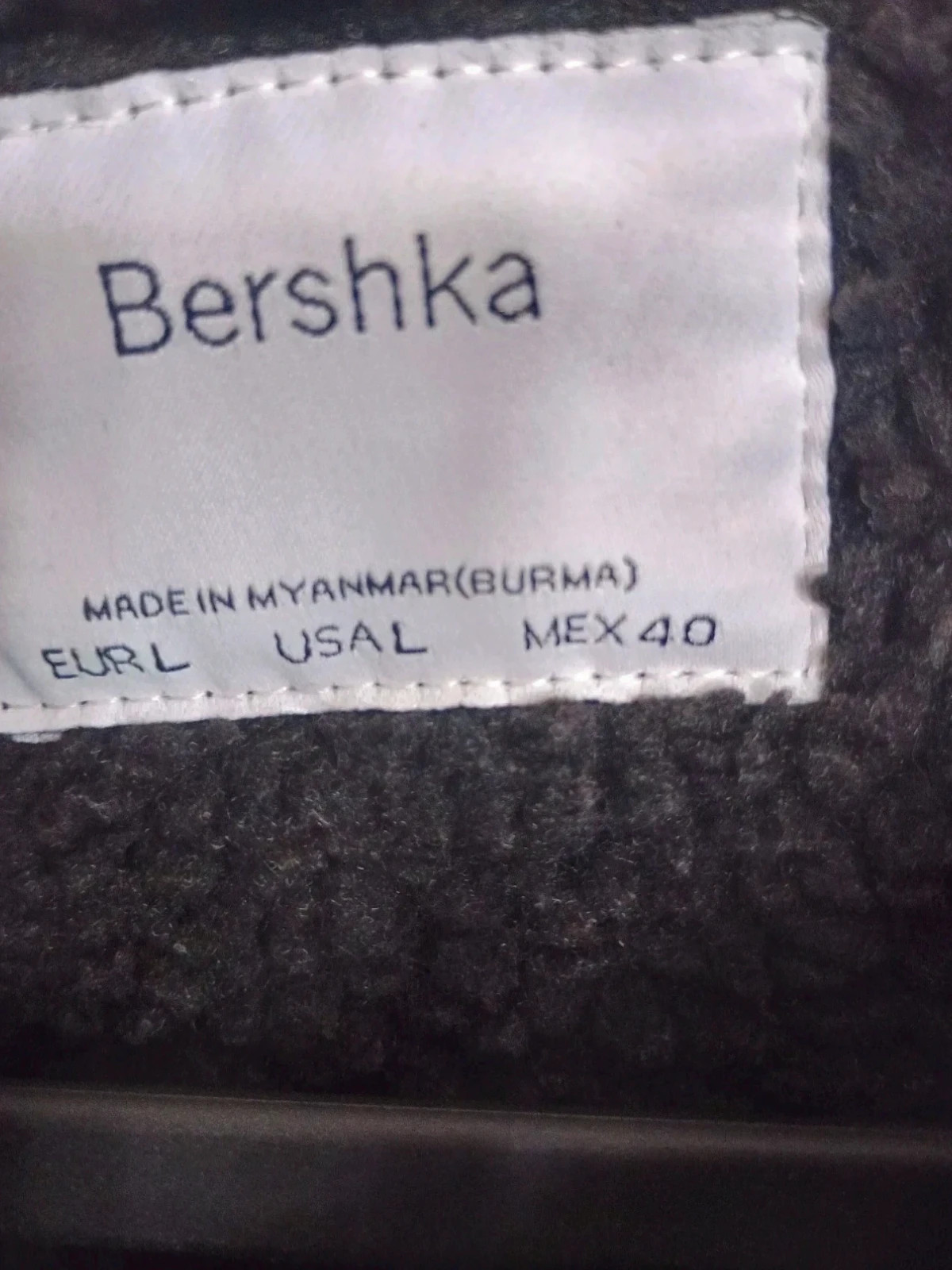 Chaqueta cazadora Bershka negra Efecto antelina con cuello de borrego Talla L – Bershka – taille L 4