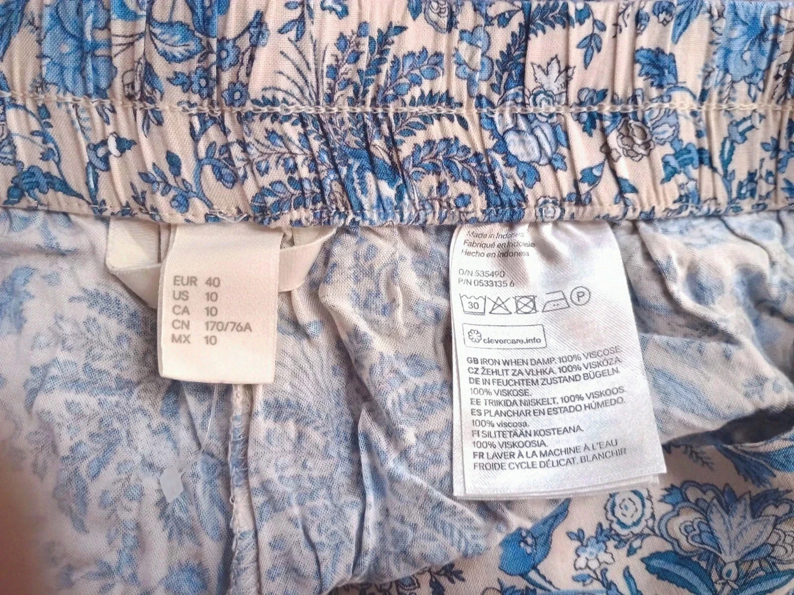 Short fluido floral azul y crema H&M Talla 40 – H&M – taille L / 40 / 12 5
