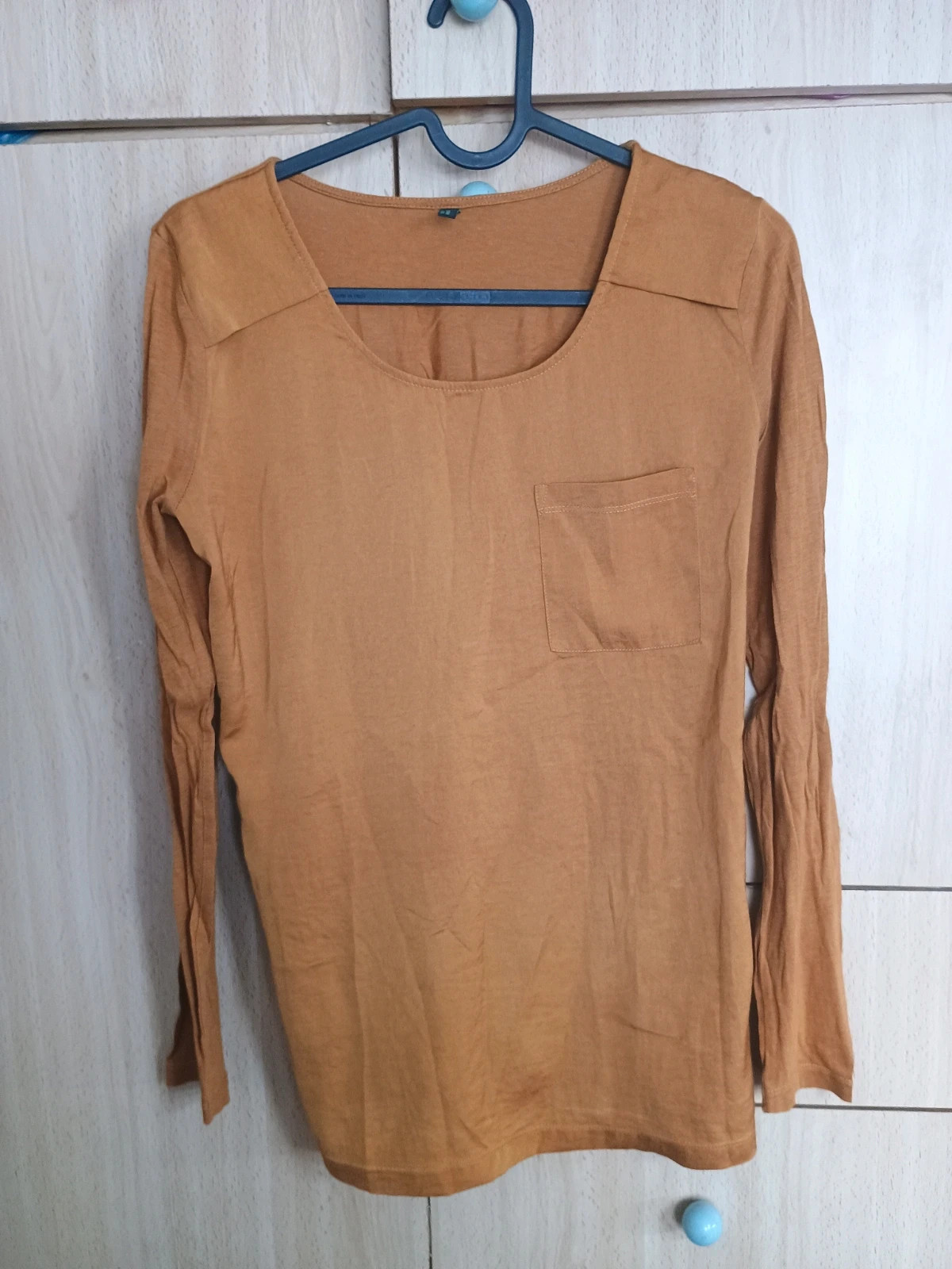 Camiseta manga larga mostaza mostaza tostado Benetton Talla XS