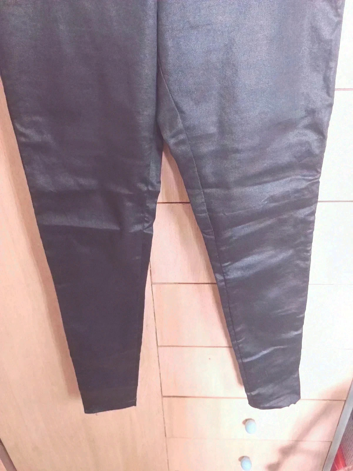 Pantalón satinado – H&M – taille M / 38 / 10 3