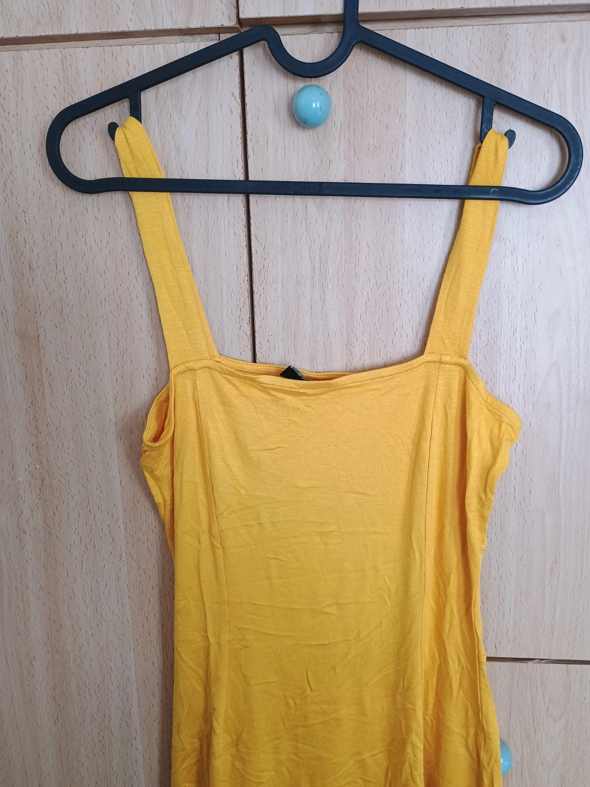 Vestido corto amarillo con espalda descubierta Stradivarius Talla S – Stradivarius – taille S / 36 / 8 2