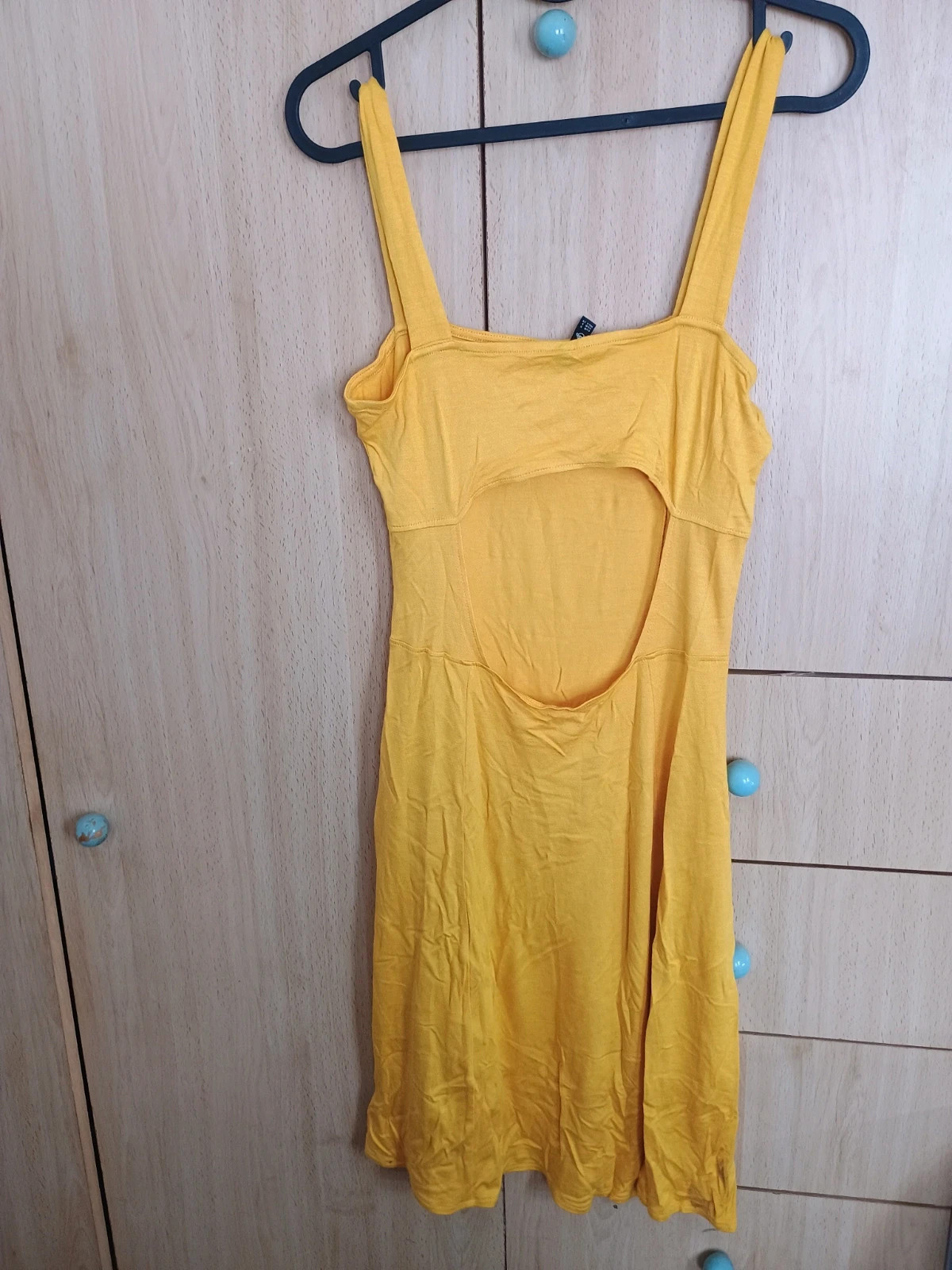 Vestido corto amarillo con espalda descubierta Stradivarius Talla S – Stradivarius – taille S / 36 / 8 4