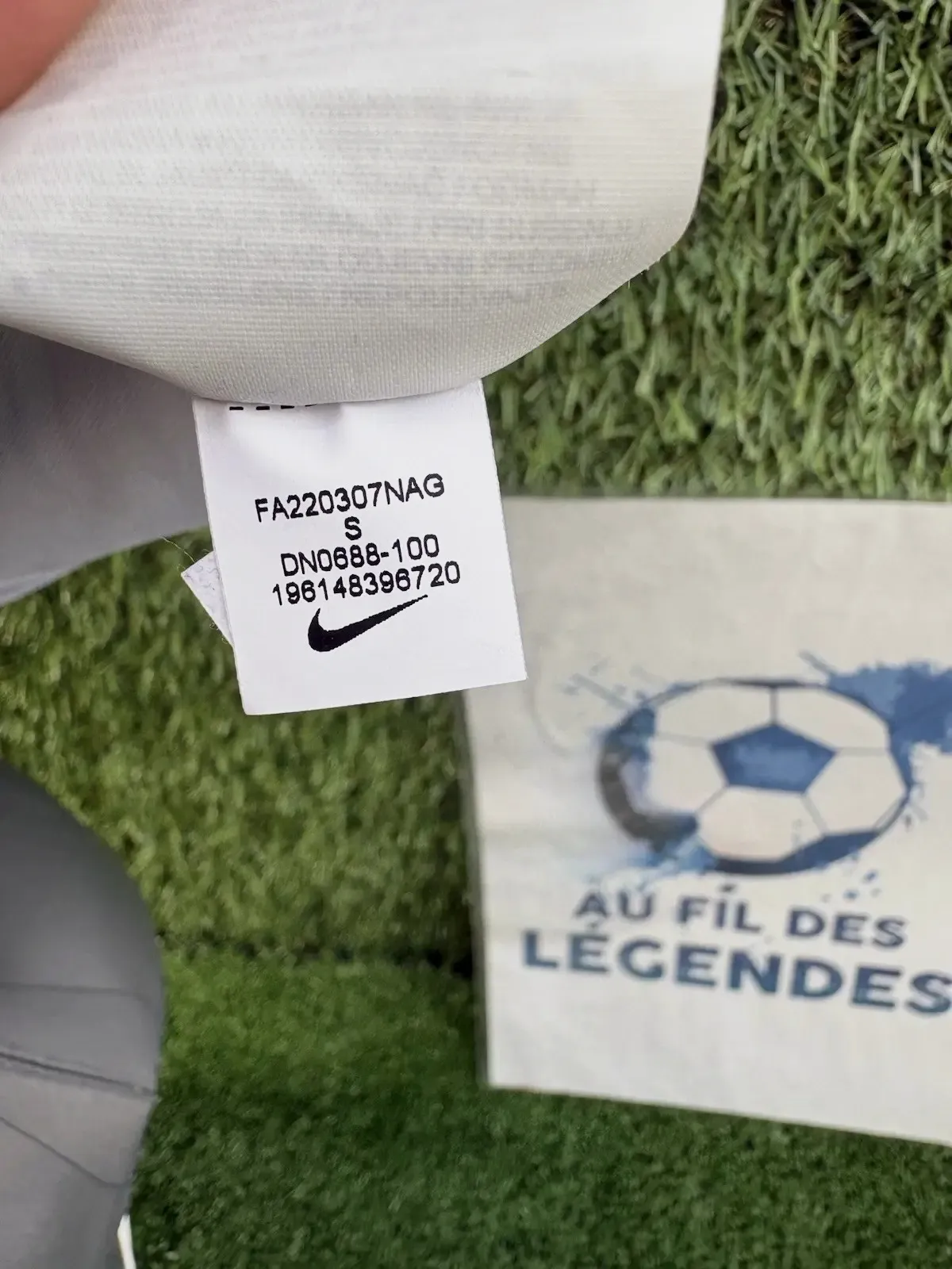 Maillot Benzema équipe de France – Nike – taille S 3
