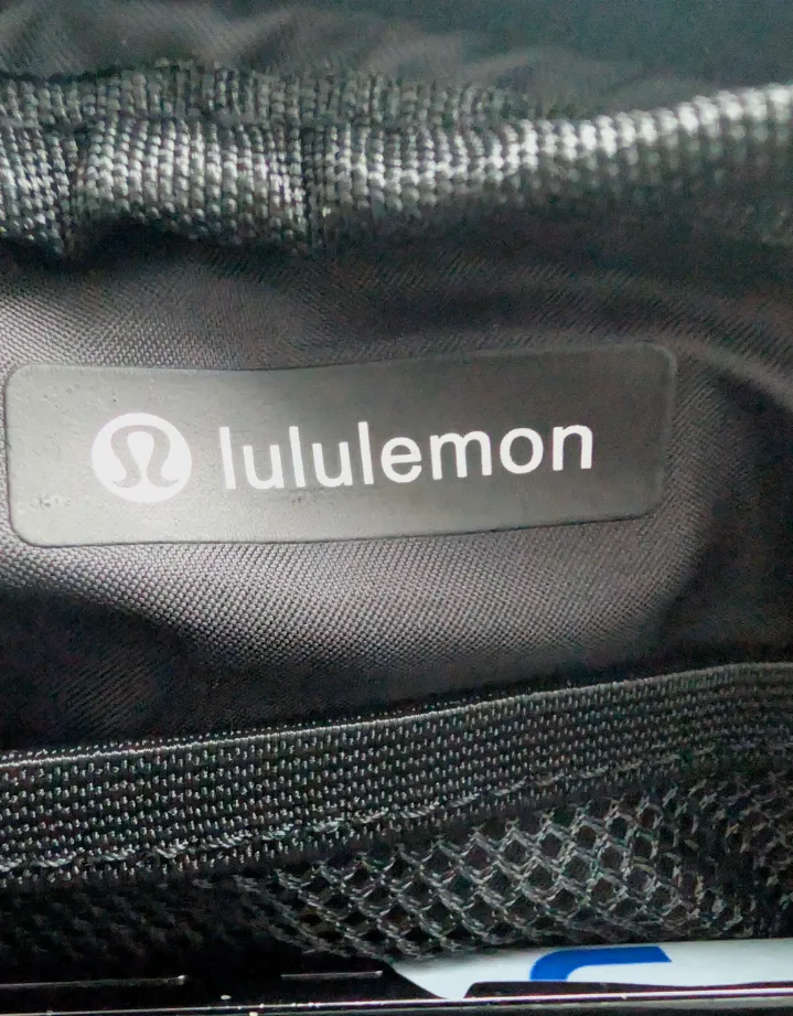 Vende sacoche lululemon  1L neuf  – Lululemon 8