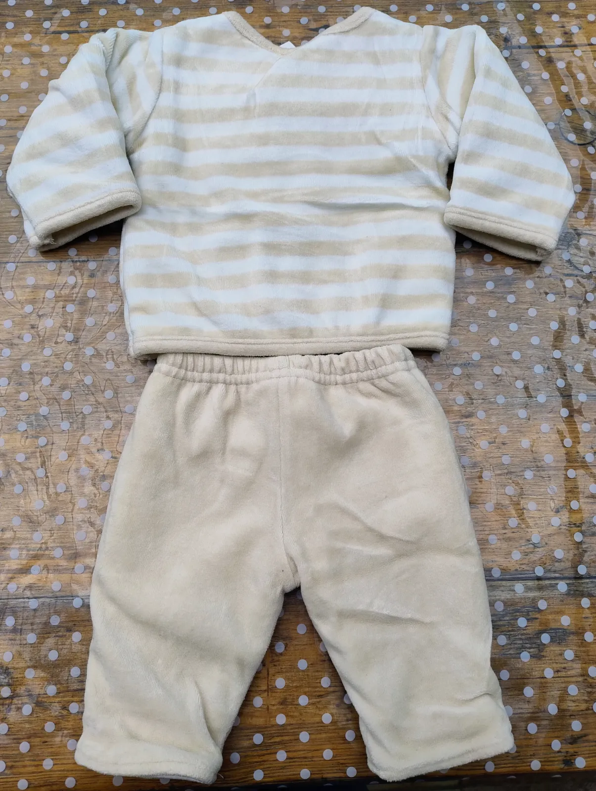 Ensemble pyjama garçon 1-3 mois 56cm C&A beige et blanc – C&A – taille 3 mois 2