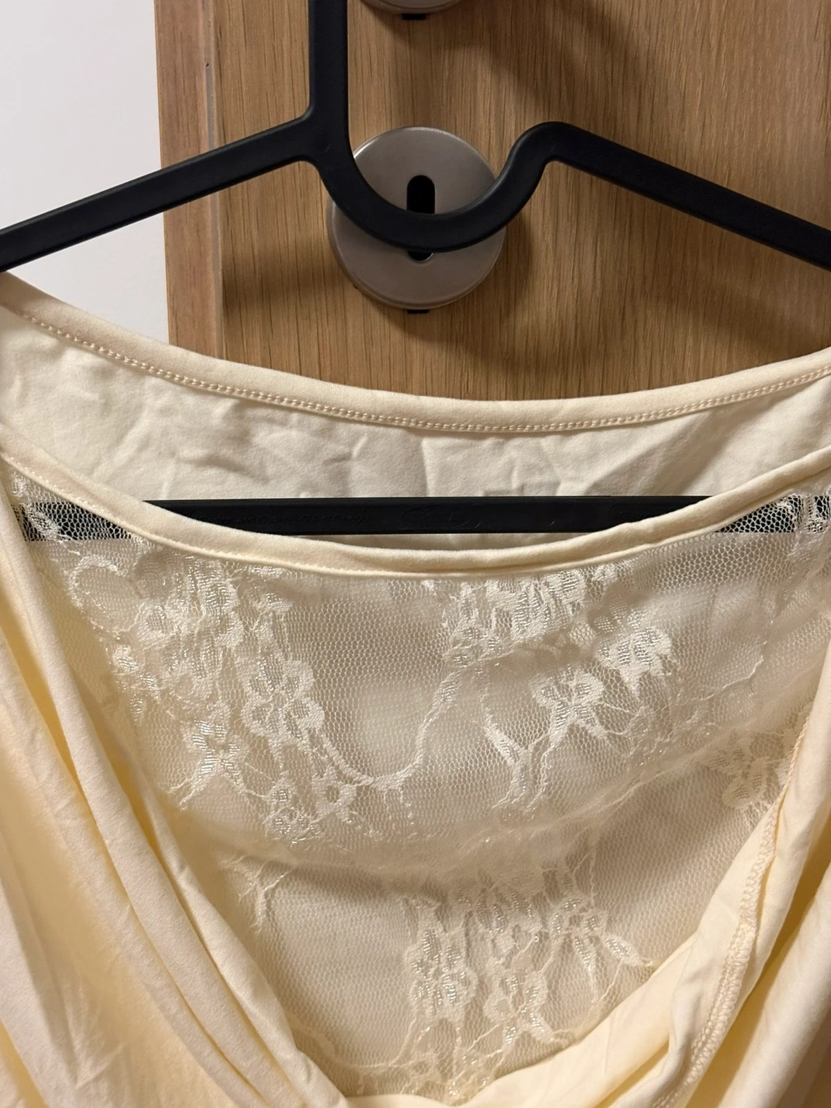 Top asymétrique beige/crème avec manches en dentelle – Shein – taille XS / 34 / 6 3