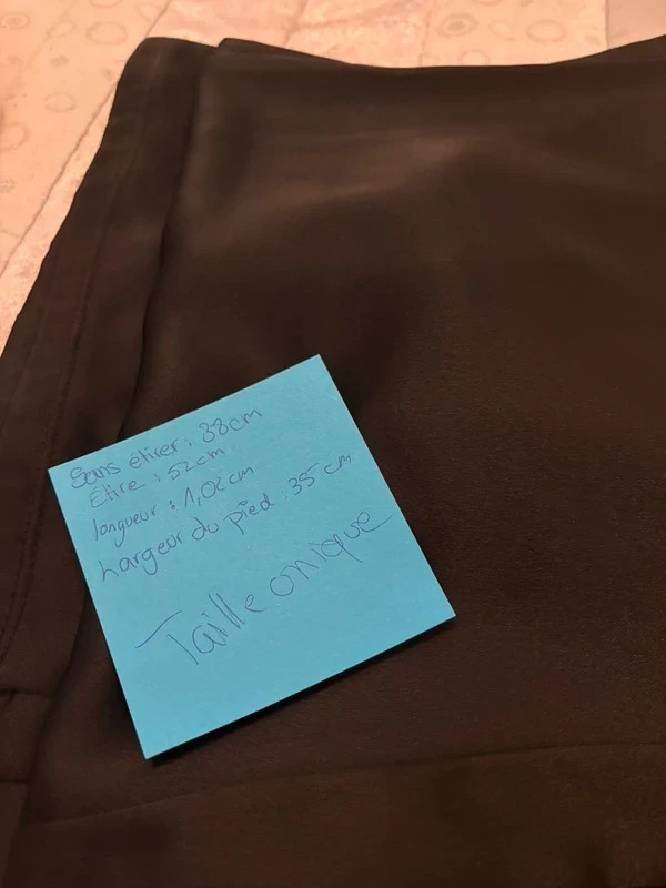 Pantalon noir large et fluide à taille élastique – Made In Italy – taille Taille unique 5
