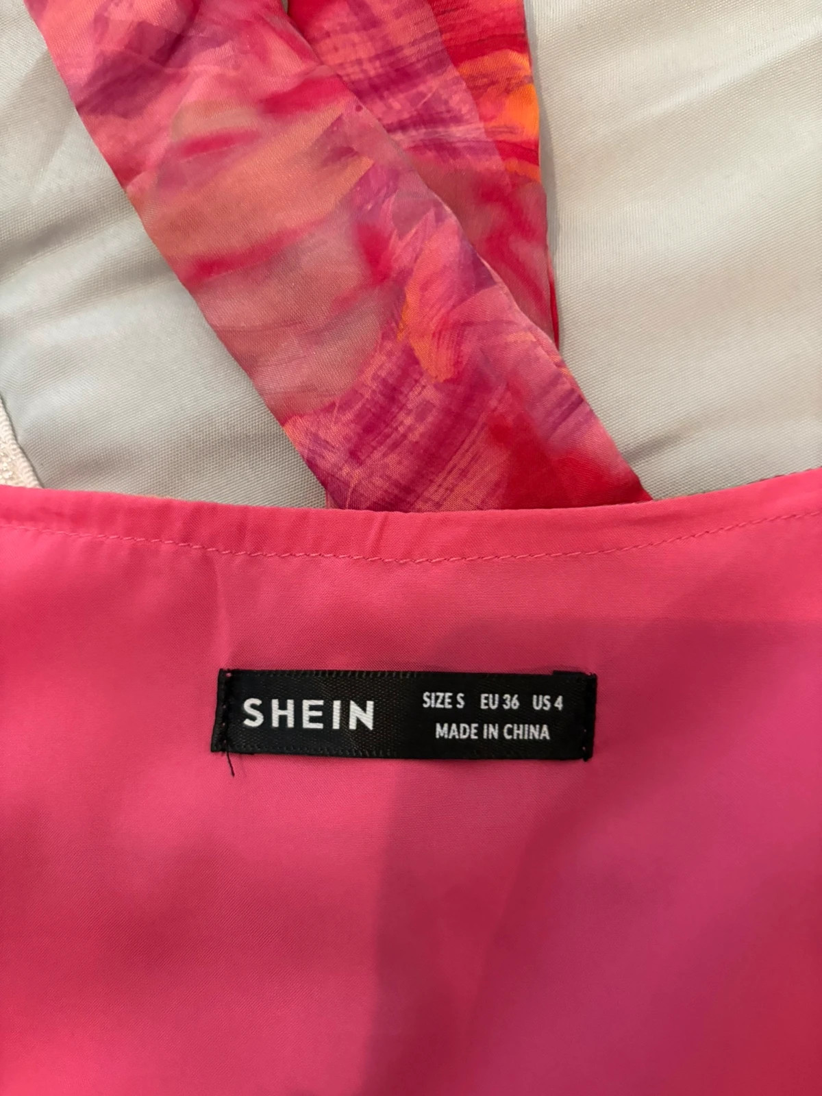 Ensemble rose imprimé (top + jupe) – Shein – taille S / 36 / 8 3