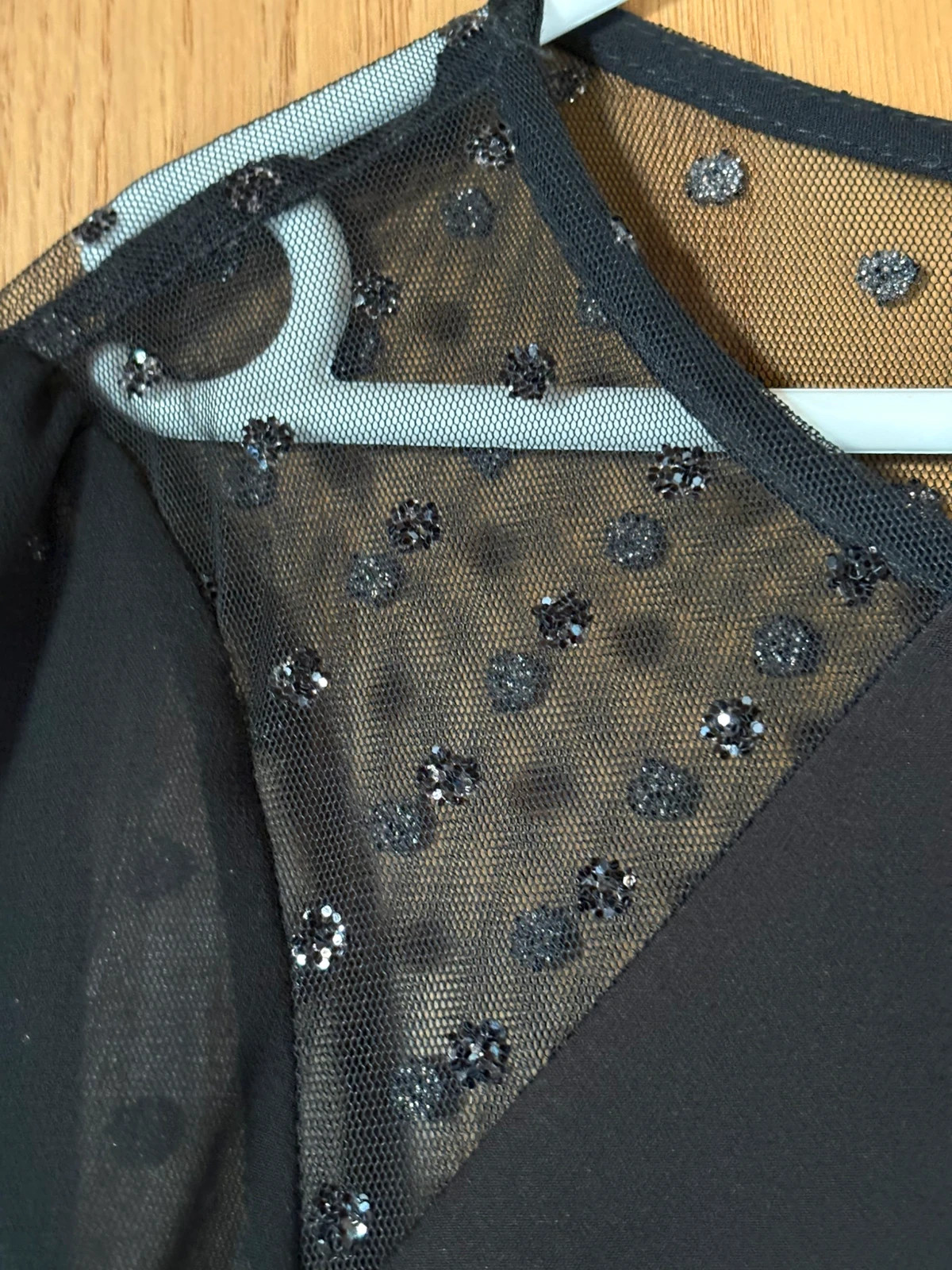 Robe noire élégante avec détails transparents – Naf Naf – taille L / 40 / 12 3