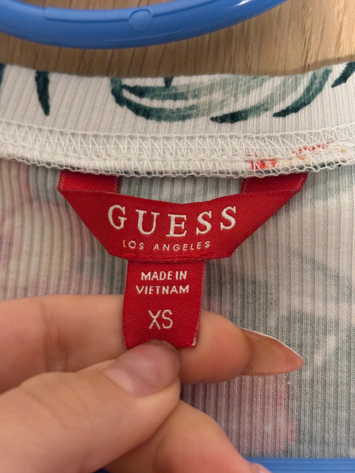 Robe Guess fleurie tropicale – GUESS – taille XS / 34 / 6 3