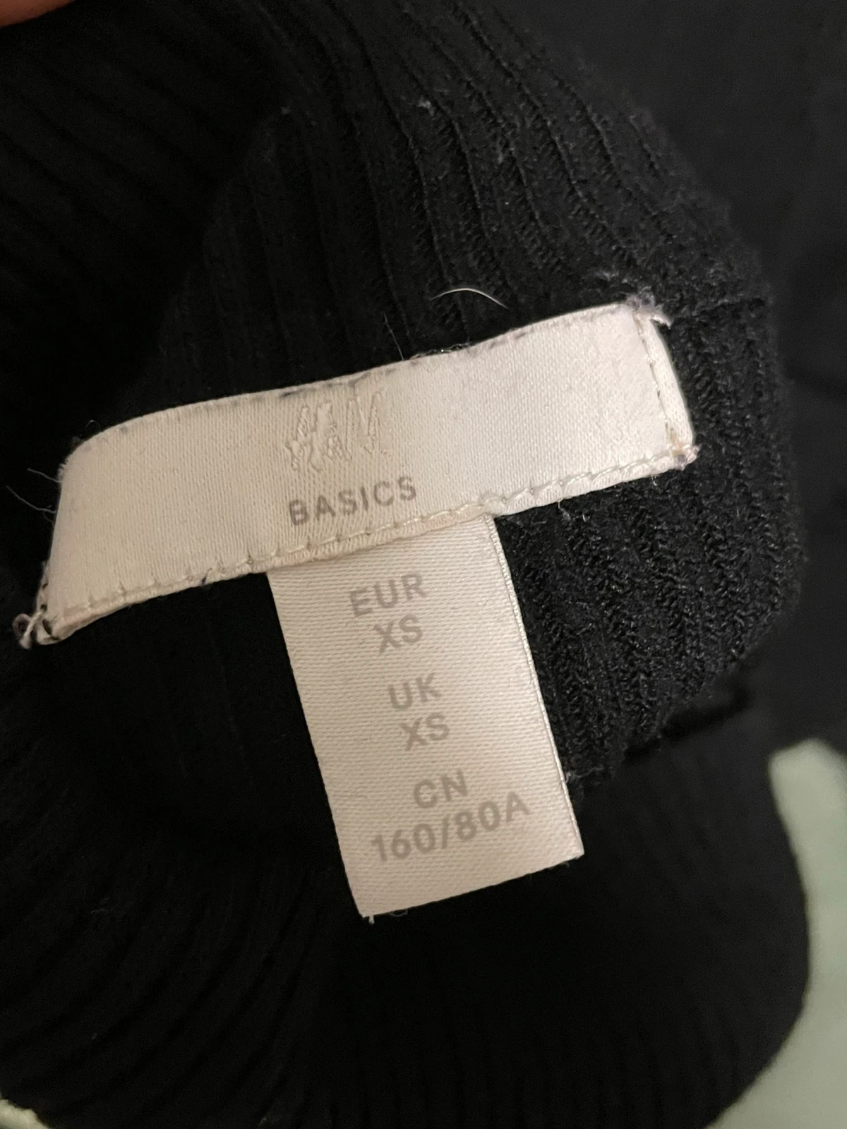 Haut noir manches longues col montant – H&M – taille XS / 34 / 6 3