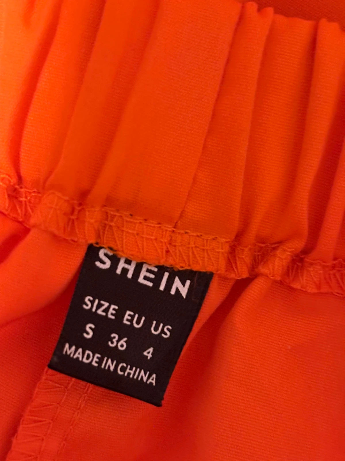 Ensemble chemise à épaules tombantes orange néon avec boutons et short – Shein – taille S / 36 / 8 4