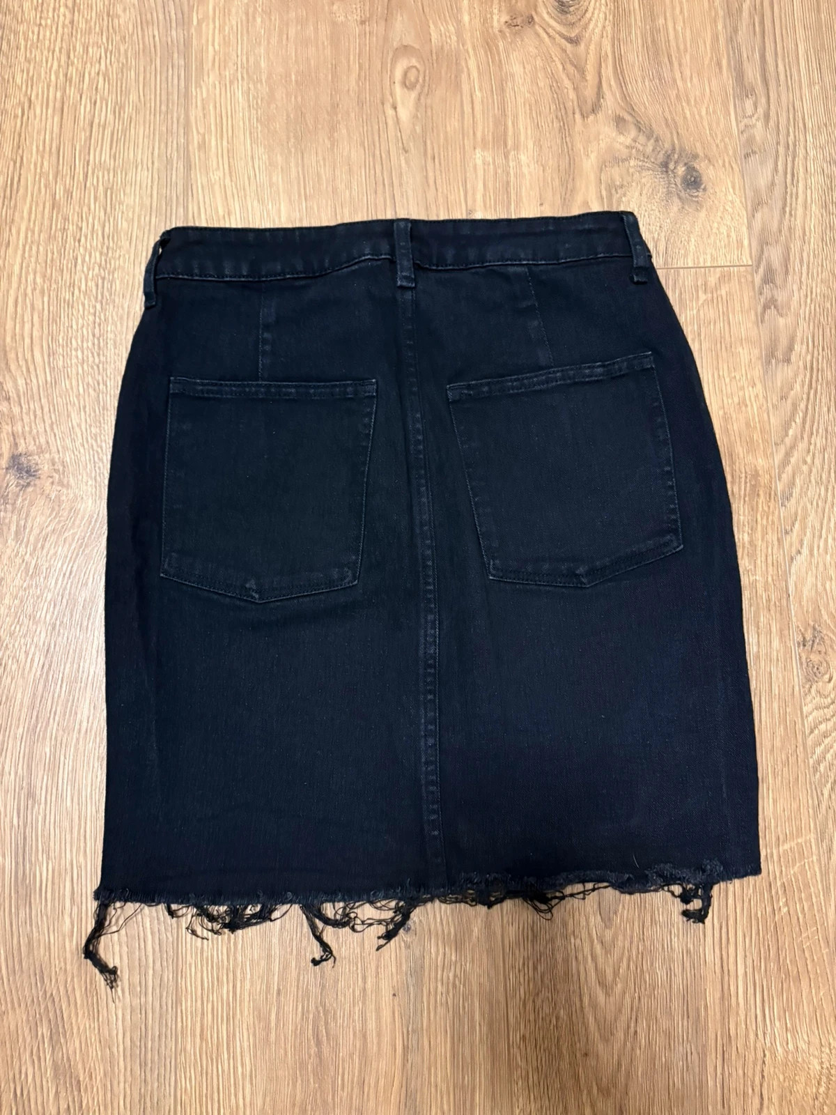 Jupe en jean noire taille haute – Effet effiloché – Taille S – Denim – taille S / 36 / 8 2