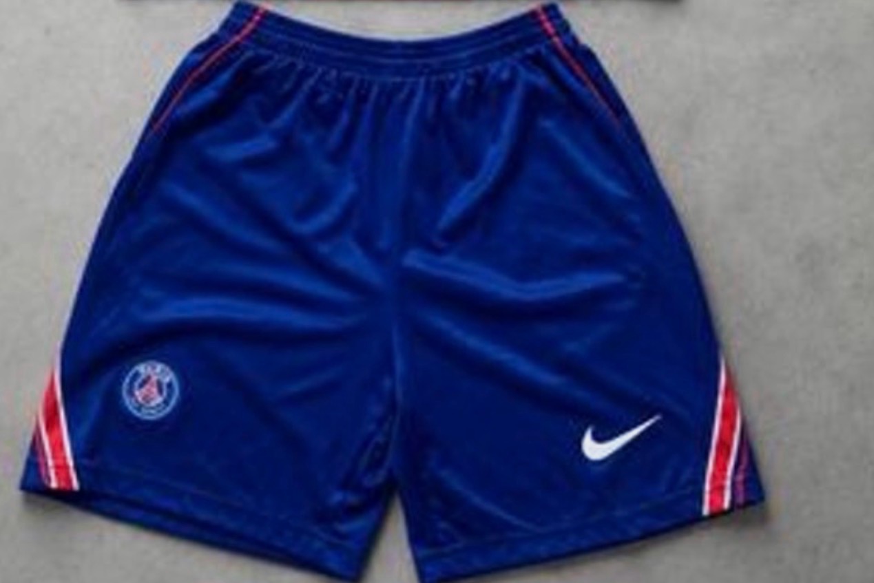 Maillot et short psg enfant – Nike – taille 10 ans 3
