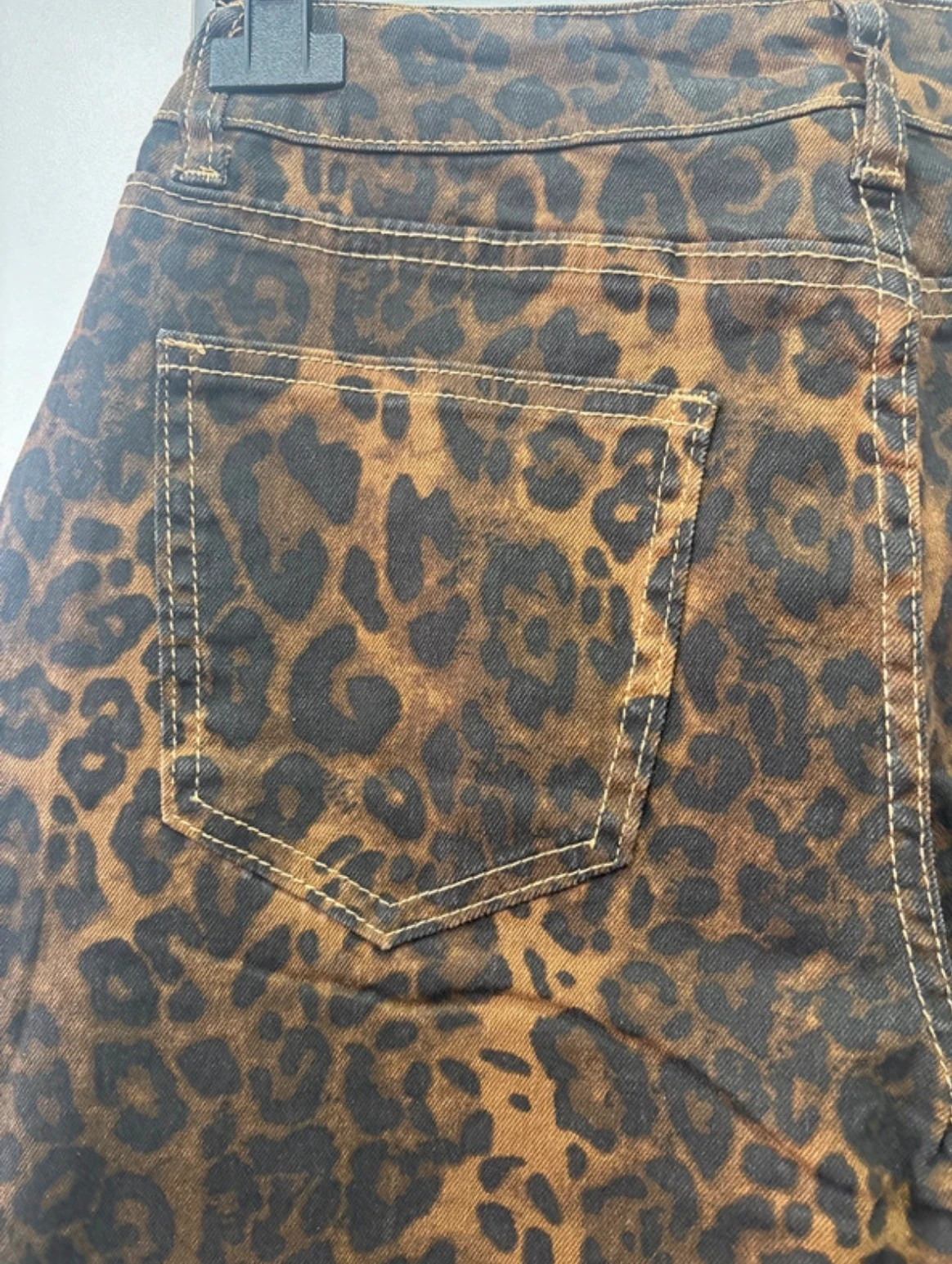 #jean, léopard – taille M / 38 / 10 4