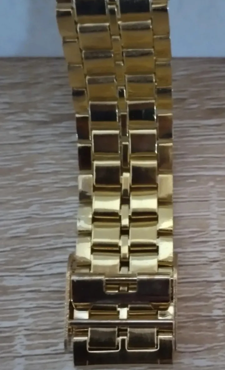 Reloj digital 4