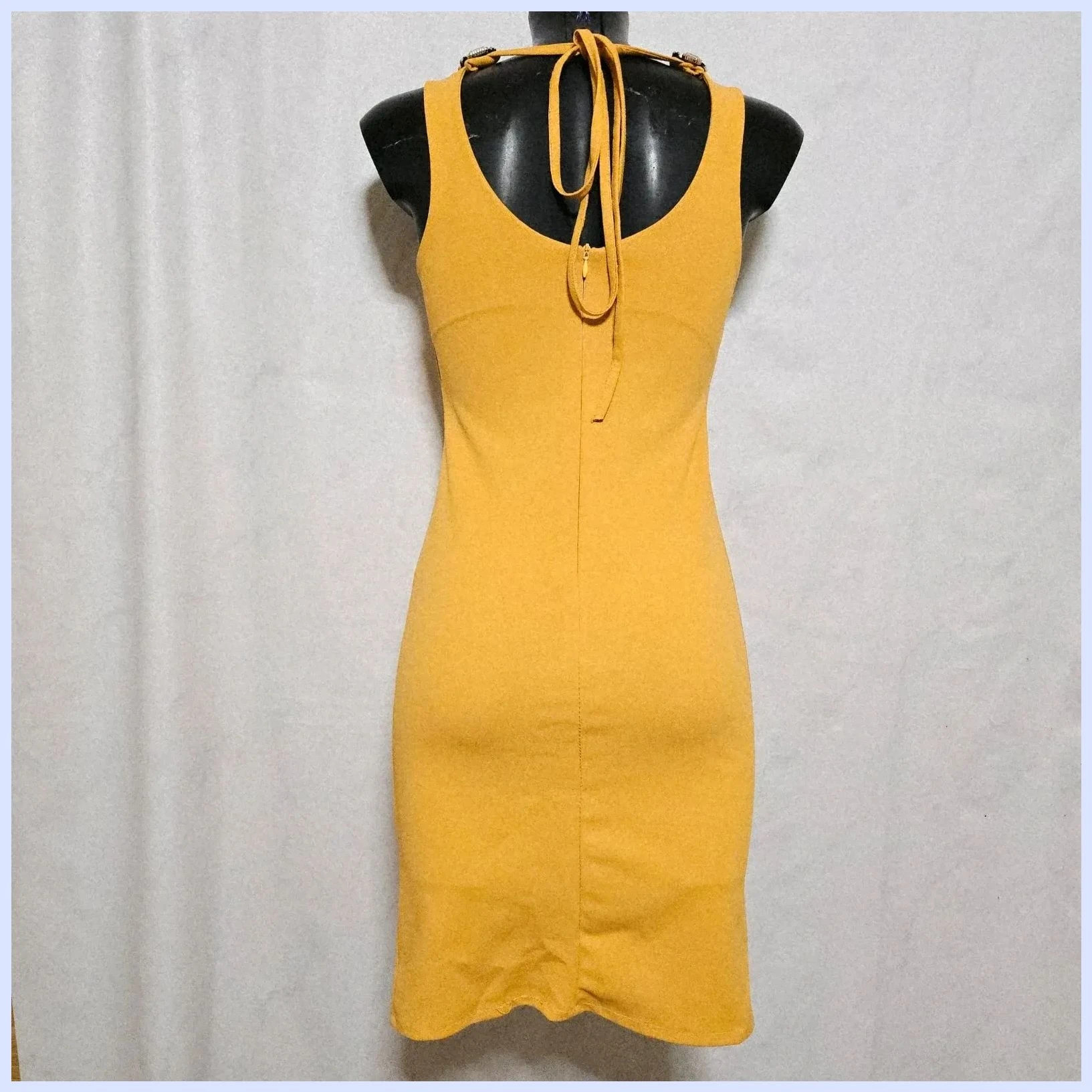 Mini vestido con pedrería – Vintage Dressing – taille XS / 34 / 6 2