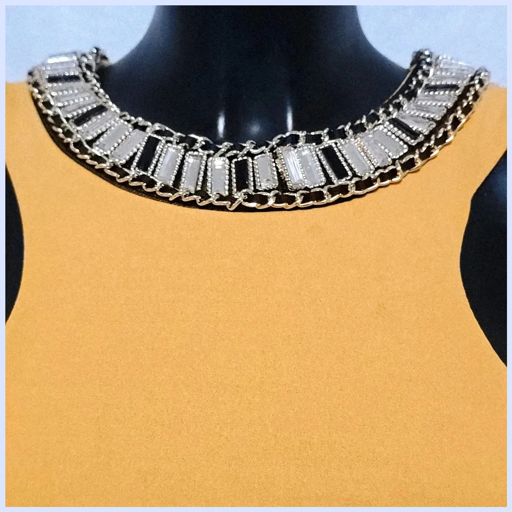 Mini vestido con pedrería – Vintage Dressing – taille XS / 34 / 6 5