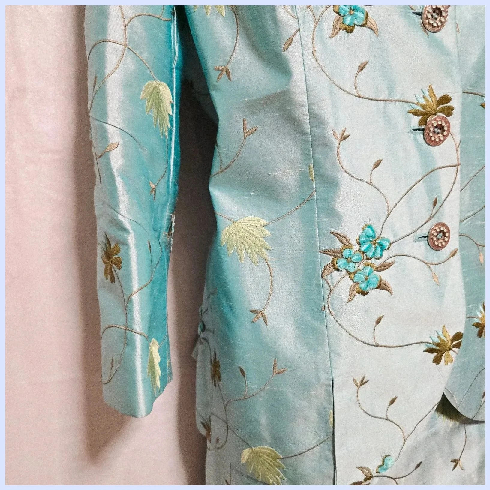 Elegante traje de seda – Vintage Dressing – taille XXXL / 46 / 18 5