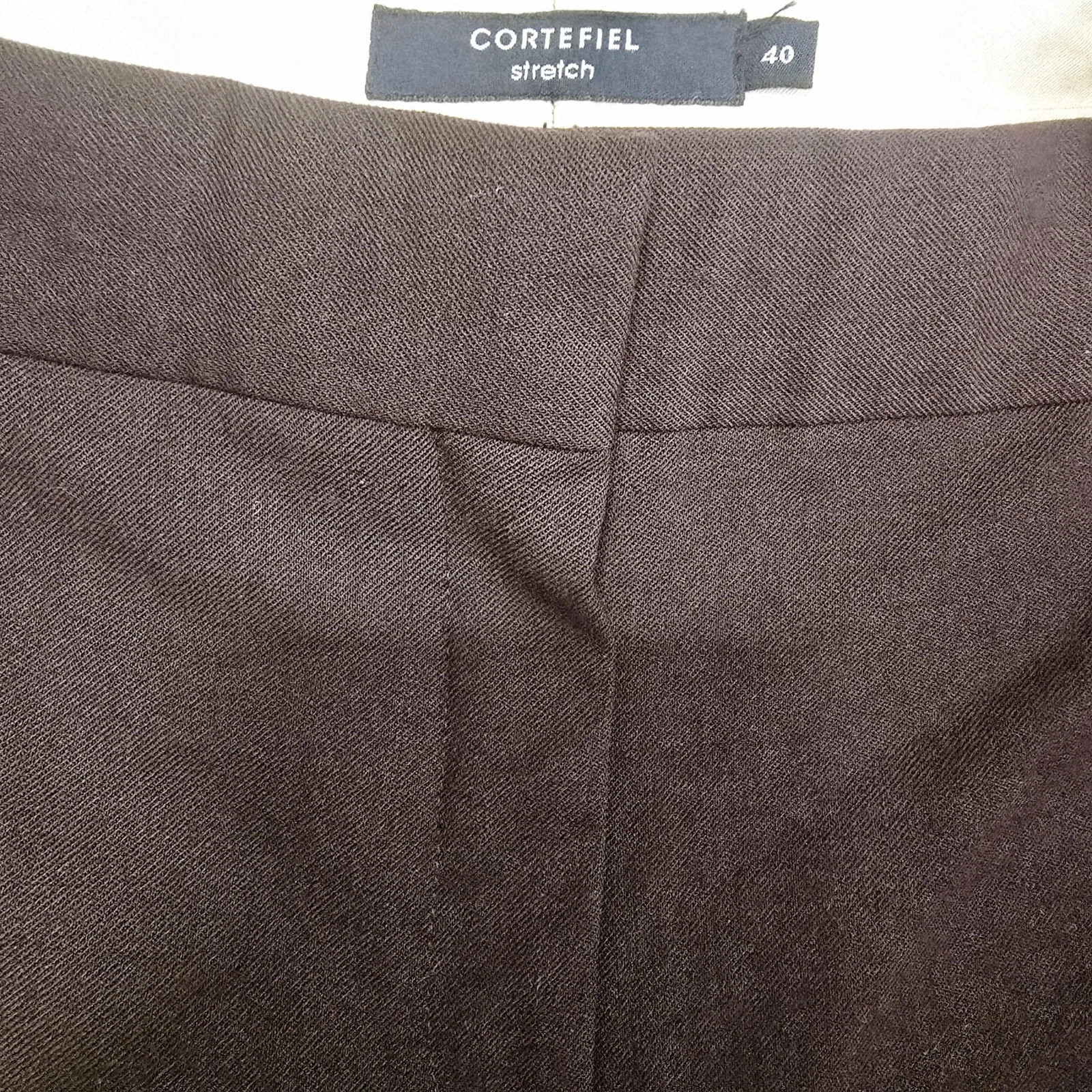 Pantalón de pinzas talla 40 – Cortefiel – taille L / 40 / 12 3