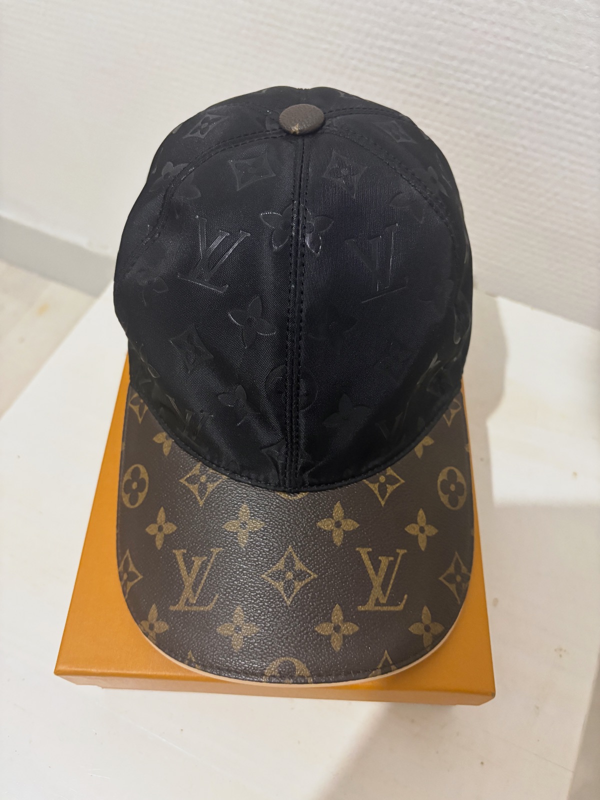 Casquette Louis Vuitton neuf avec étiquette  – Tendance 2