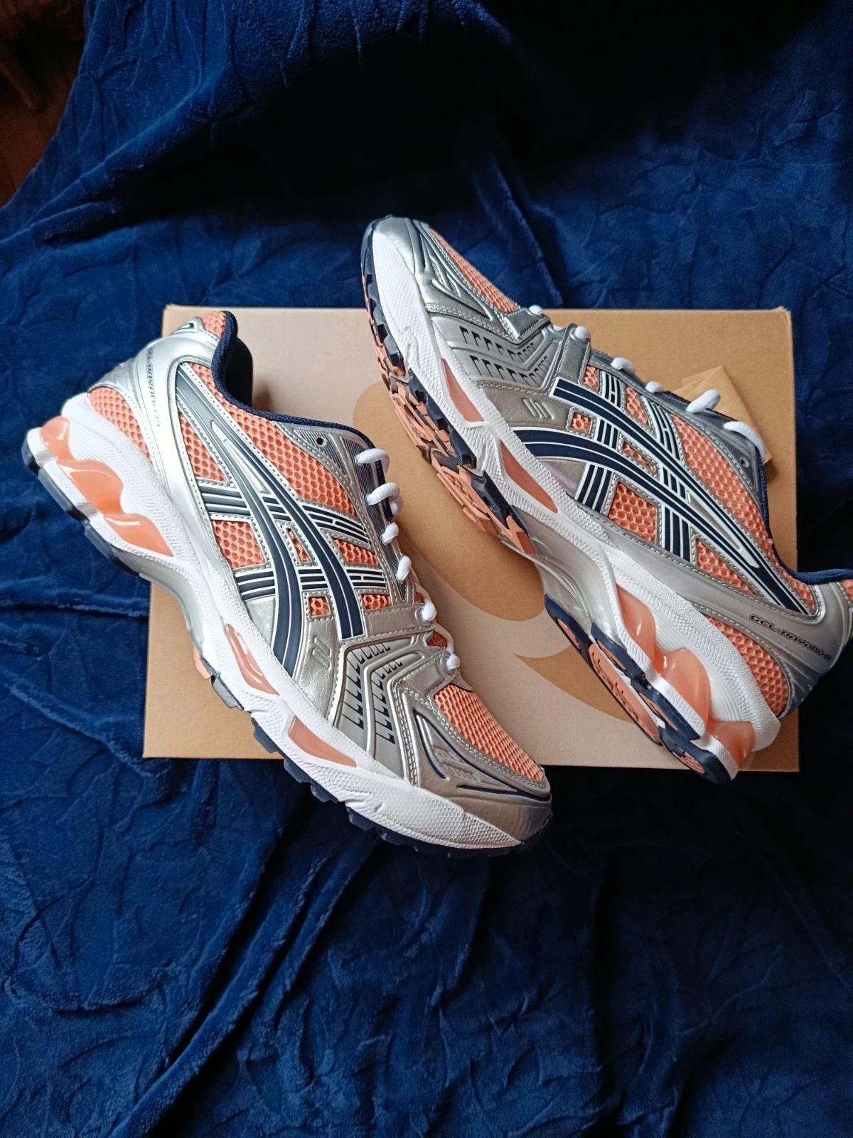 Asics Kayano 14 sepia pure silver