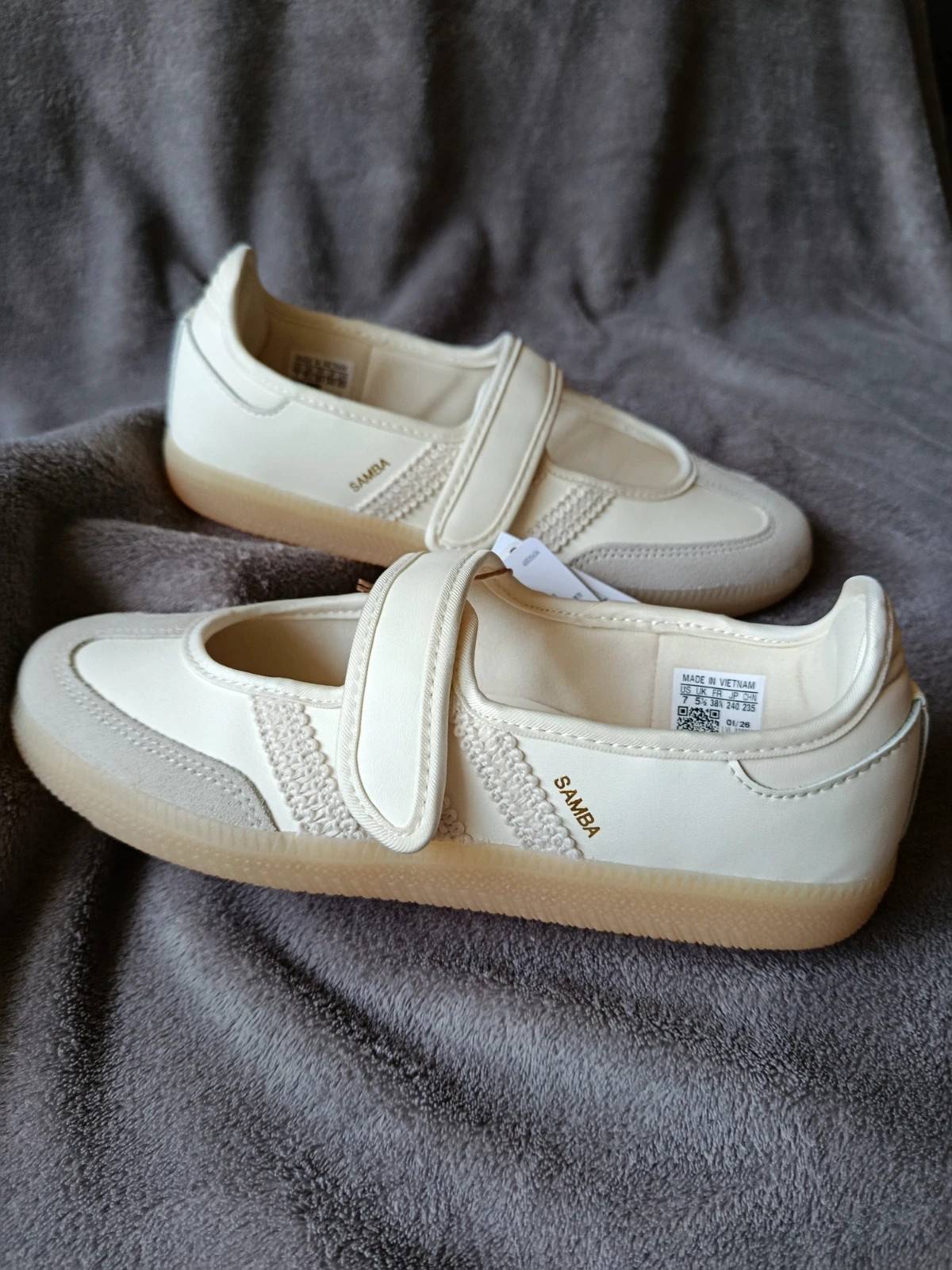 Adidas Ballerines Samba Jane cream white gum Taille 38 2 /3 eu – adidas – taille EU 38 3