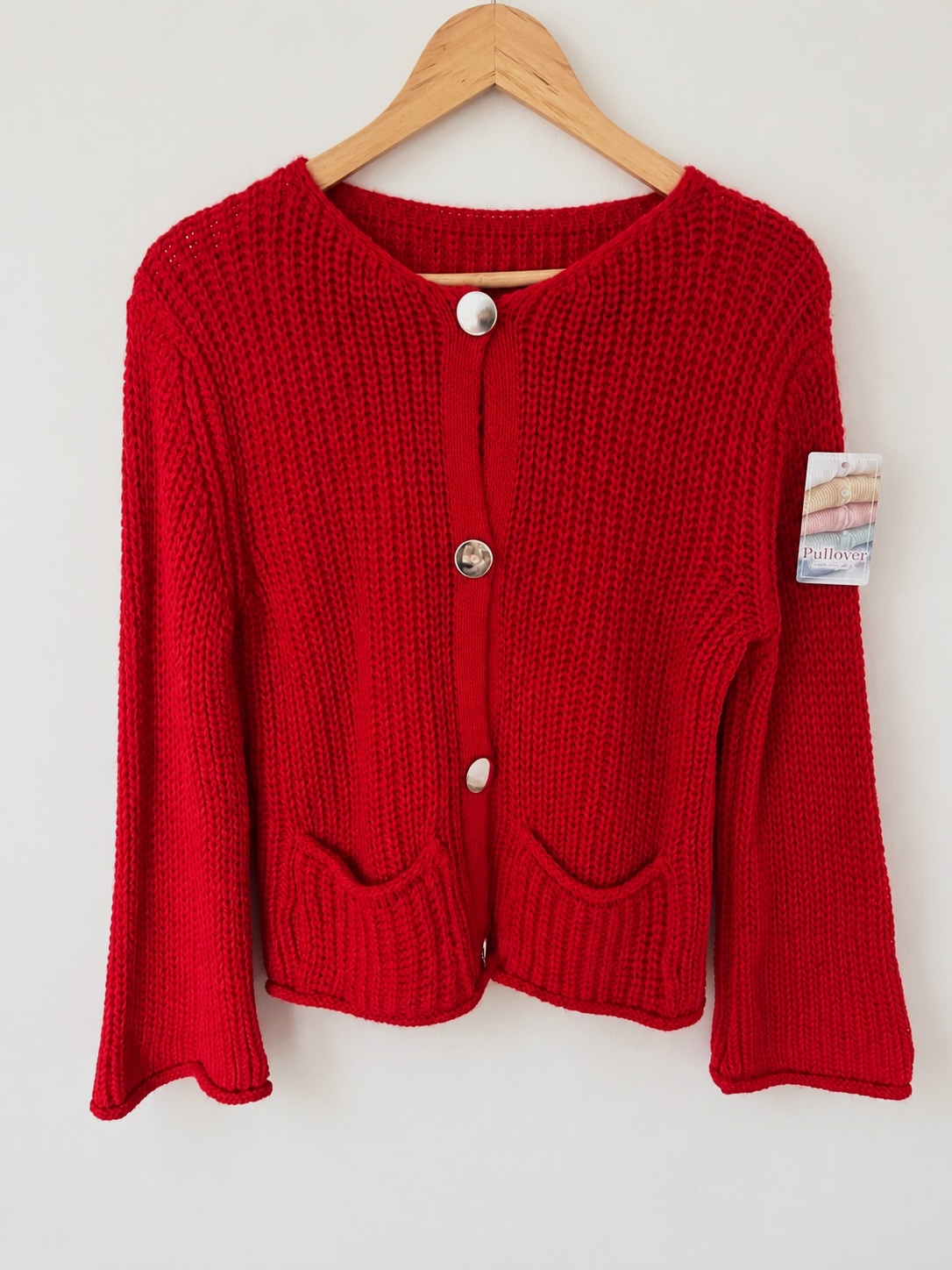 Gilet en maille rouge à boutons