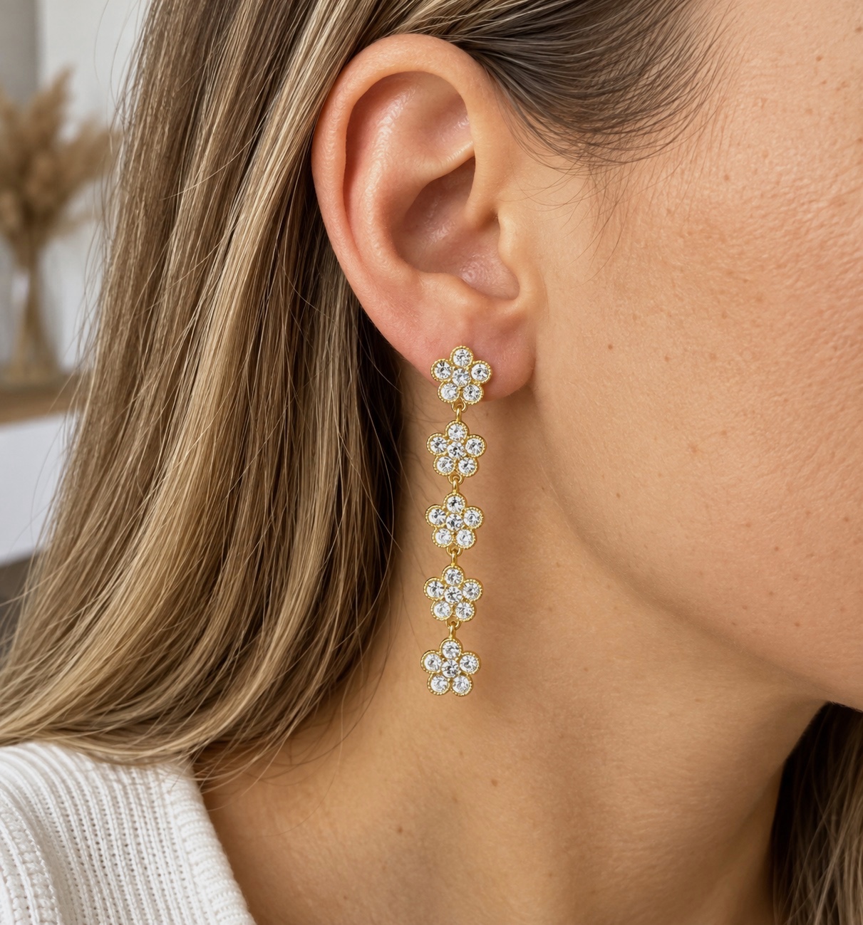 Boucles d'oreilles pendantes fleurs dorées strass – Autre – taille Taille unique