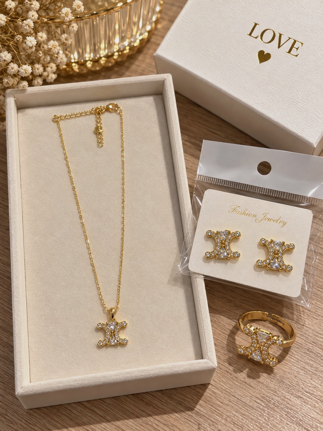 Parure bijoux dorée collier bague boucles – sans marque – taille Taille unique