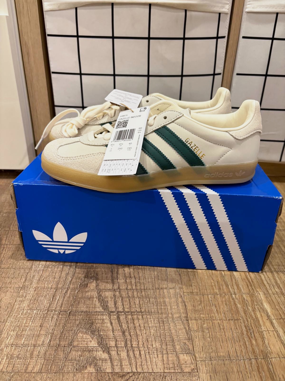 Zapatillas Adidas Gazelle Indoor beige y verde – Adidas – taille EU 40 4