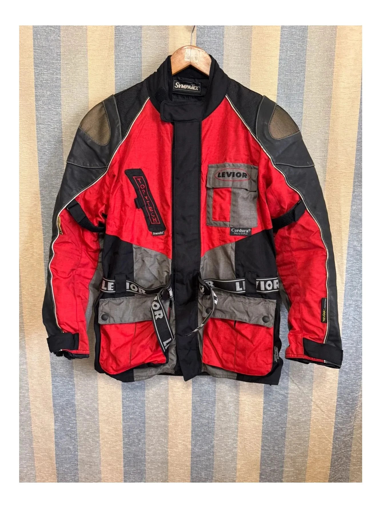 Chaqueta moto marca Levior talla S 📀 – Levior – taille S