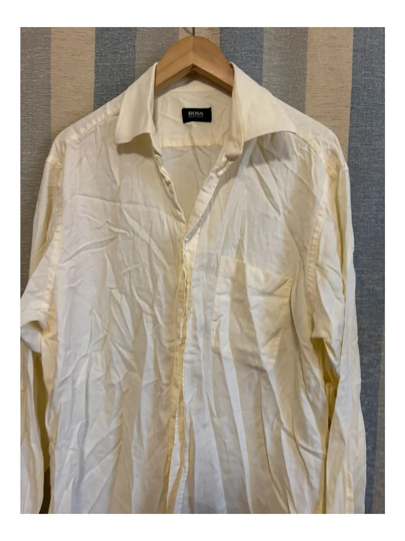 Camisa color crema de Hugo Boss talla 42 📀 – Hugo Boss – taille 42 cm 3