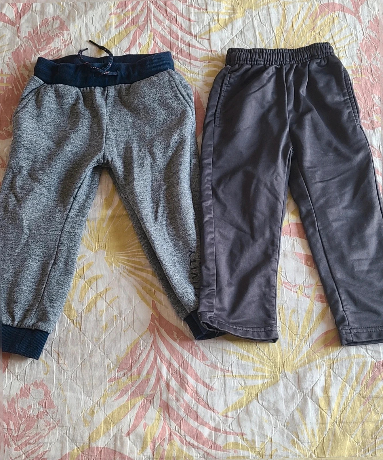Lote de ropa deportiva Talla 2 años – Variadas. – taille 24-36 mois / 92 cm 2