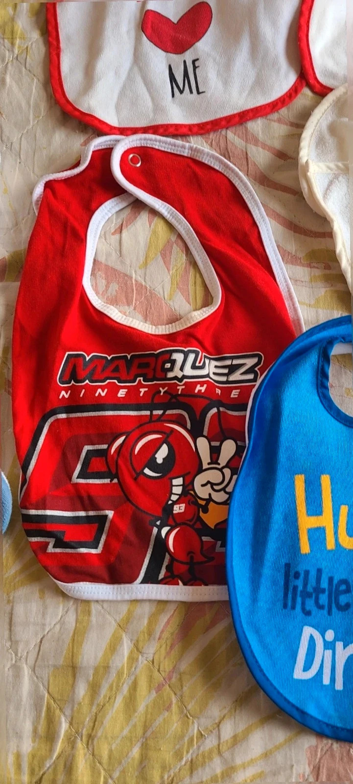 Lote De baberos niños – Variadas. 4