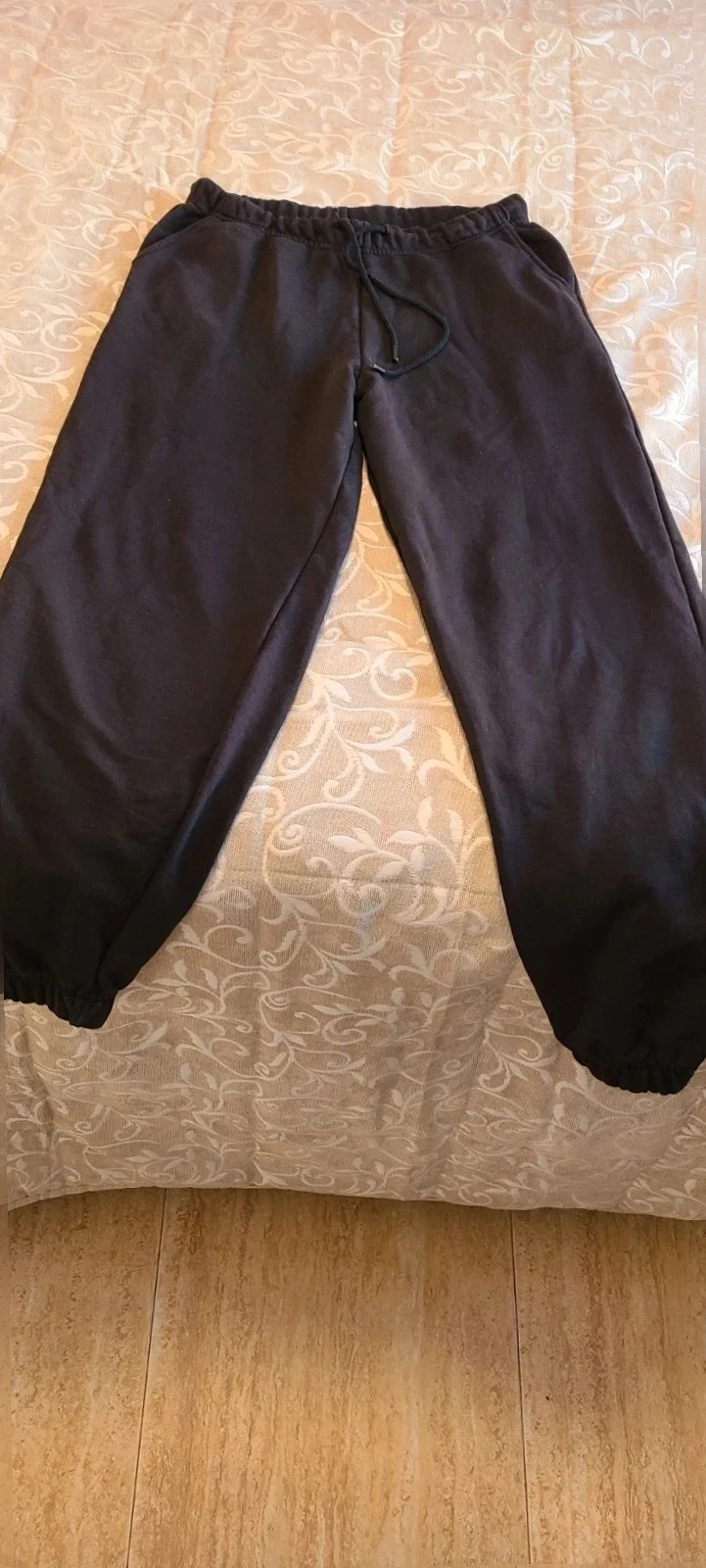Pantalón de chandal Negro de Stradivarius talla M – Stradivarius – taille M / 38 / 10 2